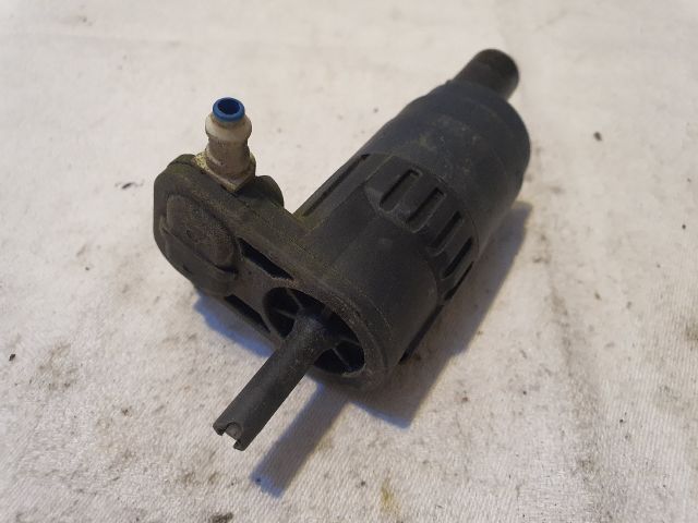 bontott VW TRANSPORTER Első Ablakmosó Szivattyú