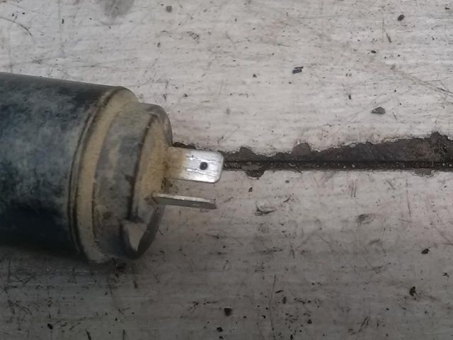 bontott VW TRANSPORTER Első Ablakmosó Szivattyú