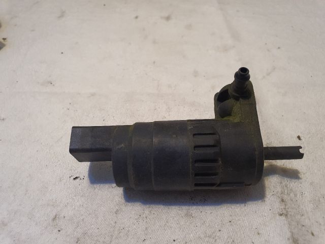 bontott VW TRANSPORTER Első Ablakmosó Szivattyú