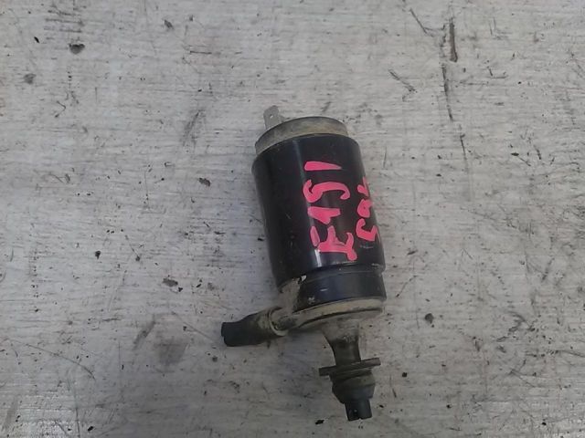 bontott VW TRANSPORTER Első Ablakmosó Szivattyú