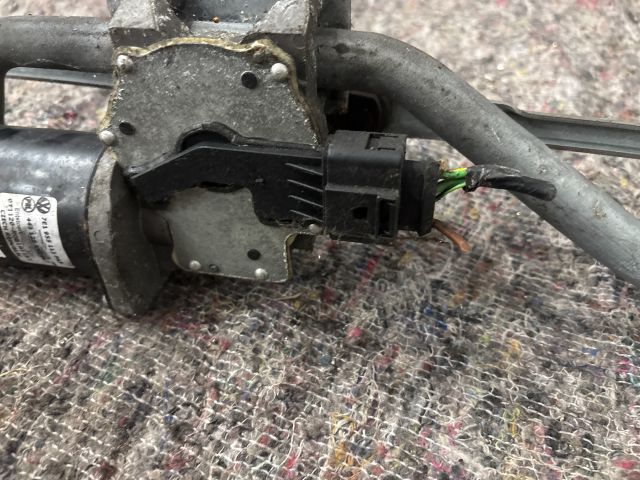 bontott VW TRANSPORTER Első Ablaktörlő Motor