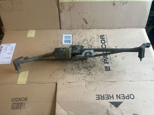 bontott VW TRANSPORTER Első Ablaktörlő Szerkezet Motorral