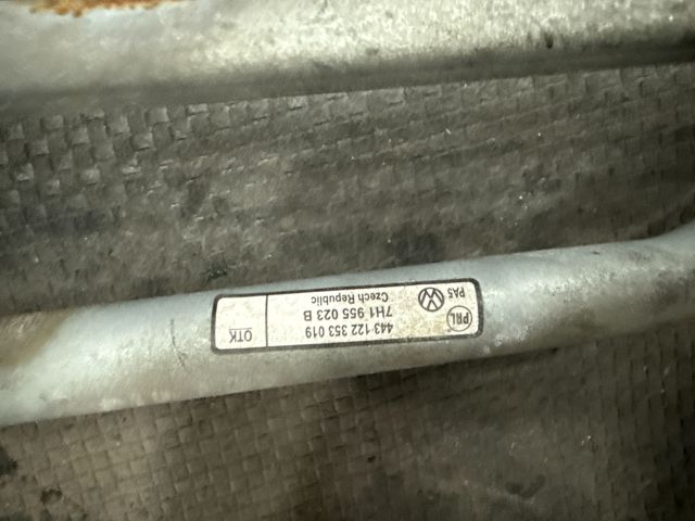 bontott VW TRANSPORTER Első Ablaktörlő Szerkezet Motorral