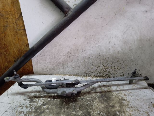 bontott VW TRANSPORTER Első Ablaktörlő Szerkezet Motorral