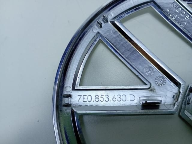 bontott VW TRANSPORTER Első Embléma