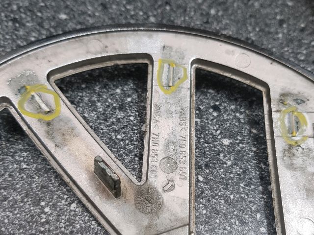 bontott VW TRANSPORTER Első Embléma