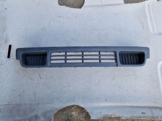 bontott VW TRANSPORTER Első Lökhárító Alsó Középső Díszrács