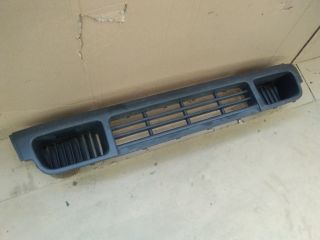 bontott VW TRANSPORTER Első Lökhárító Alsó Középső Díszrács
