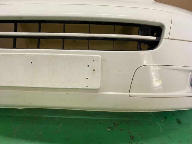 bontott VW TRANSPORTER Első Lökhárító (Részeivel)