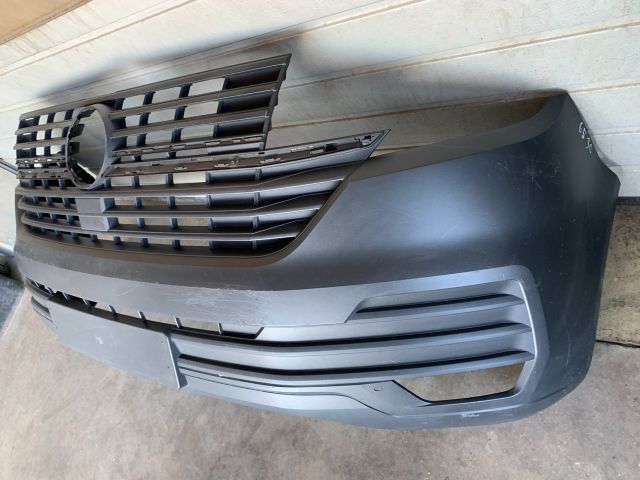 bontott VW TRANSPORTER Első Lökhárító (Üresen)