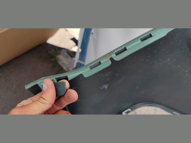 bontott VW TRANSPORTER Első Lökhárító (Üresen)