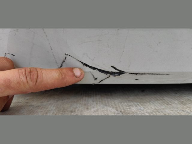 bontott VW TRANSPORTER Első Lökhárító (Üresen)