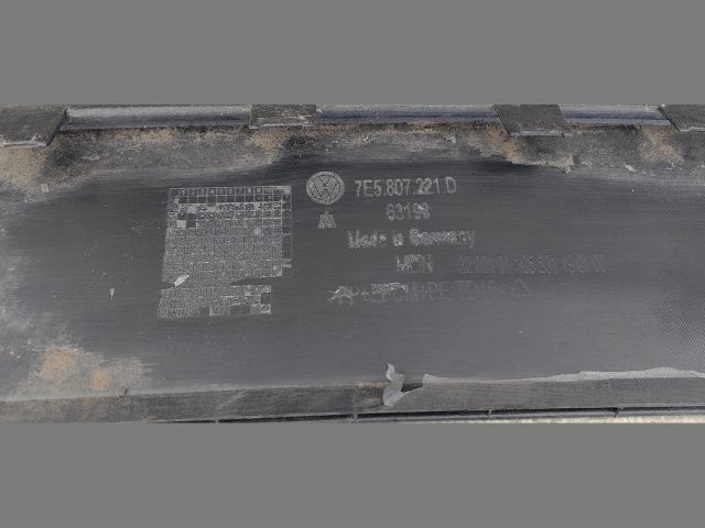 bontott VW TRANSPORTER Első Lökhárító (Üresen)