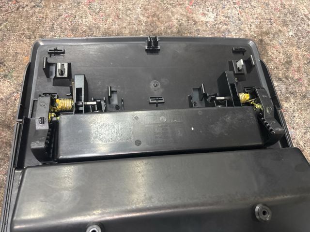 bontott VW TRANSPORTER Első Tároló Rekesz