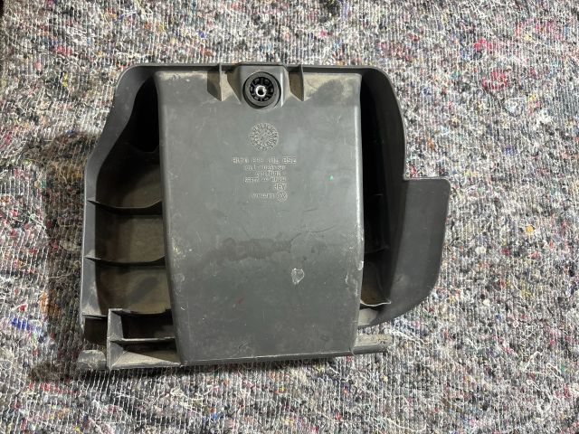 bontott VW TRANSPORTER Első Tároló Rekesz