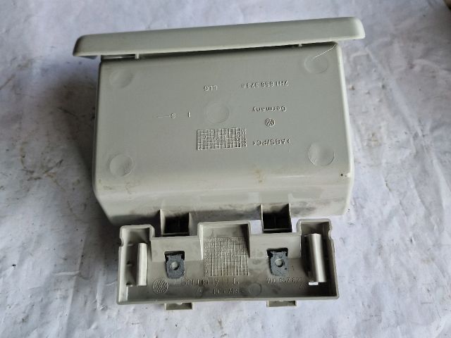 bontott VW TRANSPORTER Első Tároló Rekesz