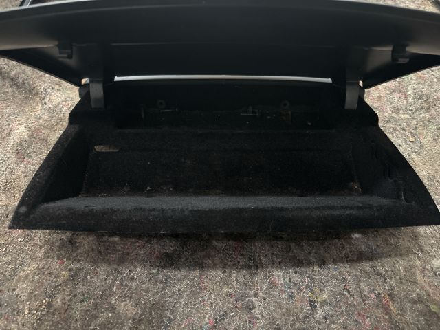 bontott VW TRANSPORTER Első Tároló Rekesz