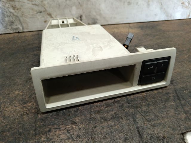 bontott VW TRANSPORTER Első Tároló Rekesz