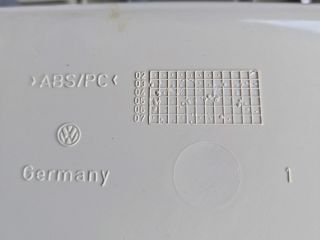 bontott VW TRANSPORTER Első Tároló Rekesz