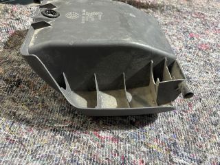 bontott VW TRANSPORTER Első Tároló Rekesz