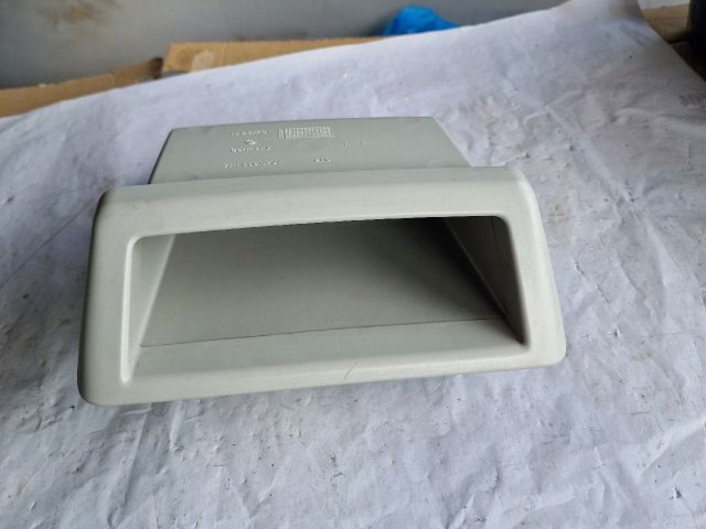 bontott VW TRANSPORTER Első Tároló Rekesz