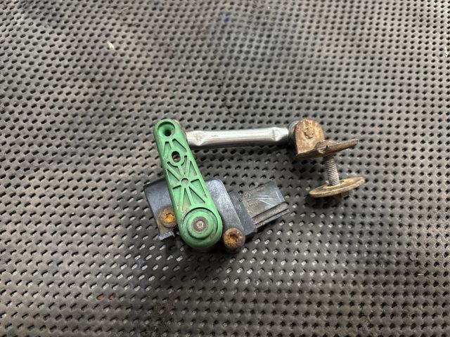 bontott VW TRANSPORTER Első Xenon Szintszabályzó Jeladó