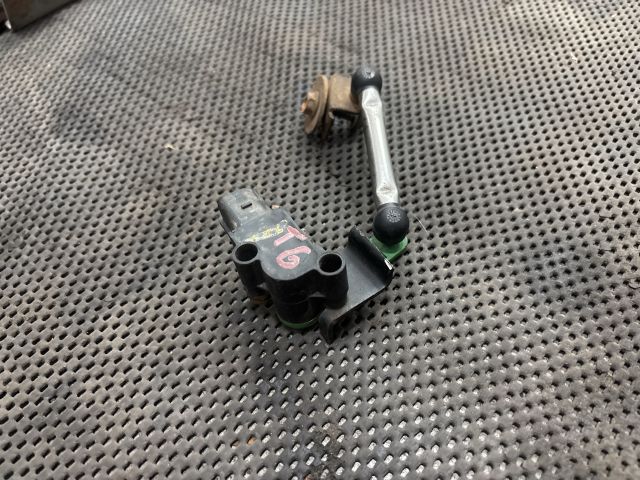 bontott VW TRANSPORTER Első Xenon Szintszabályzó Jeladó