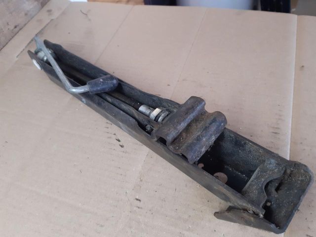 bontott VW TRANSPORTER Emelő