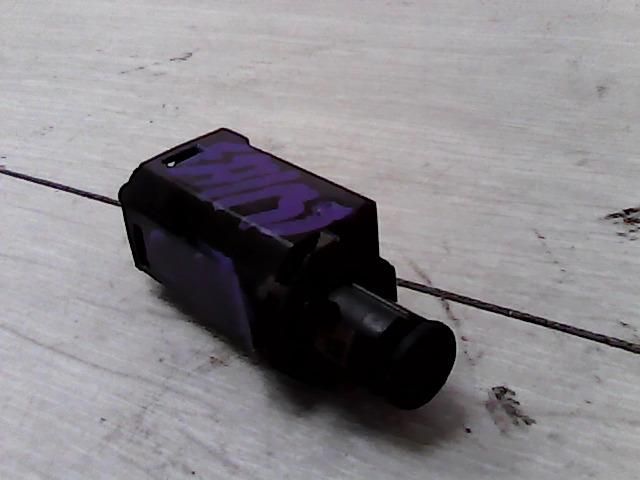 bontott VW TRANSPORTER Fék Pedál Kapcsoló