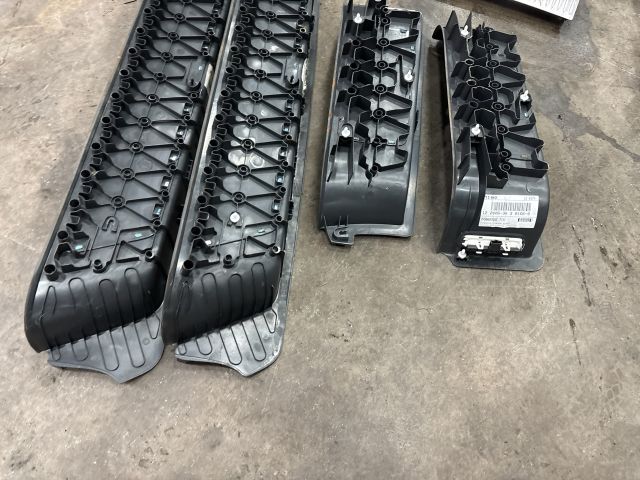 bontott VW TRANSPORTER Fellépő Pár