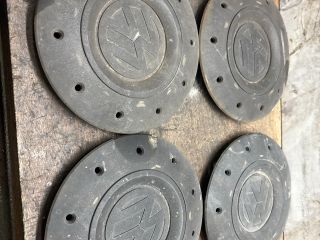 bontott VW TRANSPORTER Felniközép Szett