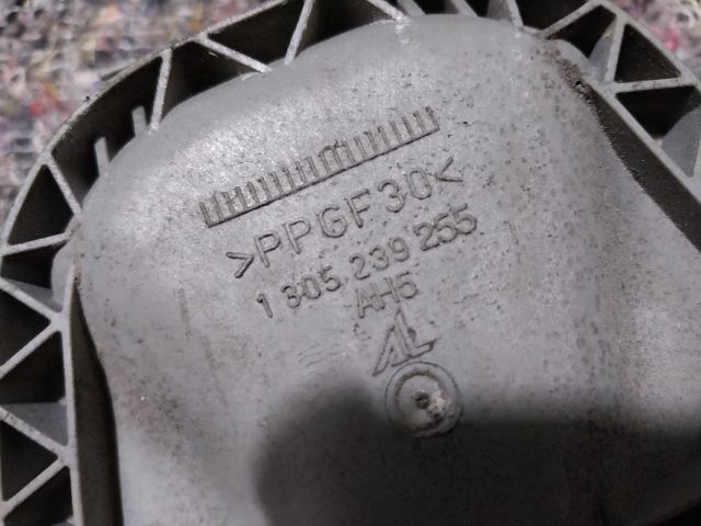 bontott VW TRANSPORTER Fényszóró Lámpabúra Fedél