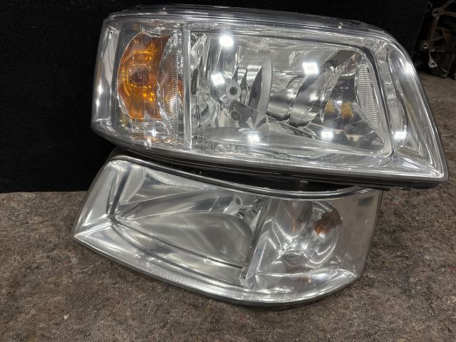 bontott VW TRANSPORTER Fényszóró Pár