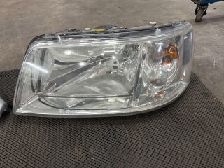 bontott VW TRANSPORTER Fényszóró Pár