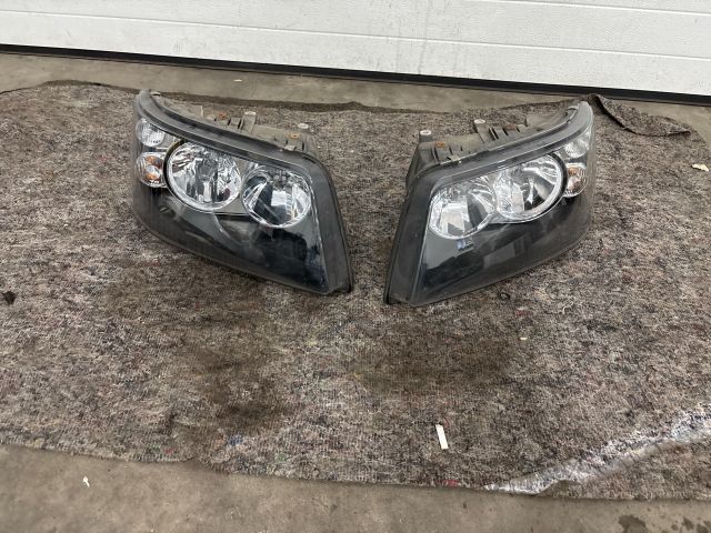 bontott VW TRANSPORTER Fényszóró Pár