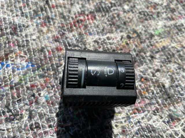 bontott VW TRANSPORTER Fényszórómagasság Állító Kapcsoló