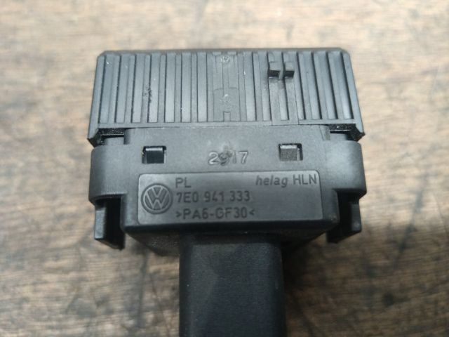 bontott VW TRANSPORTER Fényszórómagasság Állító Kapcsoló