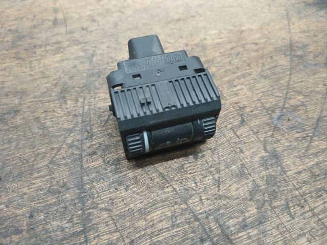 bontott VW TRANSPORTER Fényszórómagasság Állító Kapcsoló