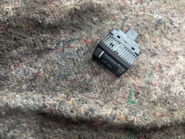 bontott VW TRANSPORTER Fényszórómagasság Állító Kapcsoló