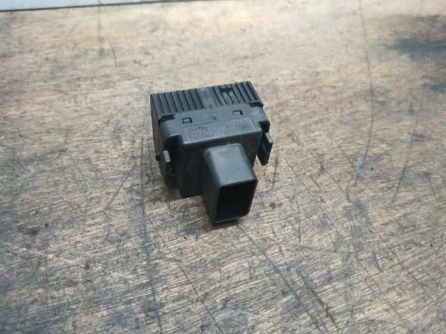 bontott VW TRANSPORTER Fényszórómagasság Állító Kapcsoló