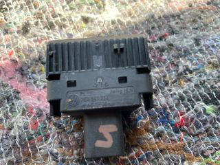 bontott VW TRANSPORTER Fényszórómagasság Állító Kapcsoló