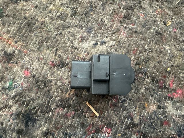 bontott VW TRANSPORTER Fényszórómagasság Állító Motor (Pozíciófüggetlen)