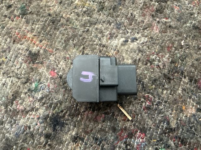 bontott VW TRANSPORTER Fényszórómagasság Állító Motor (Pozíciófüggetlen)