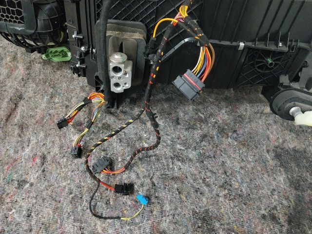 bontott VW TRANSPORTER Fűtés Box