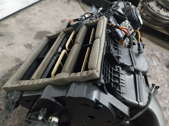 bontott VW TRANSPORTER Fűtés Box