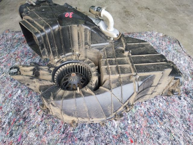 bontott VW TRANSPORTER Fűtés Box