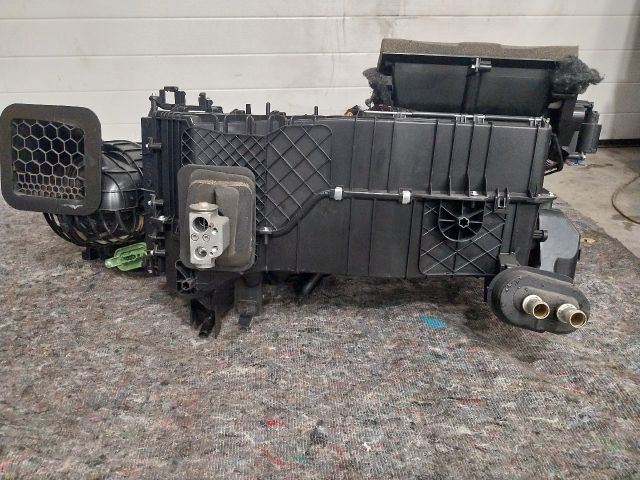 bontott VW TRANSPORTER Fűtés Box