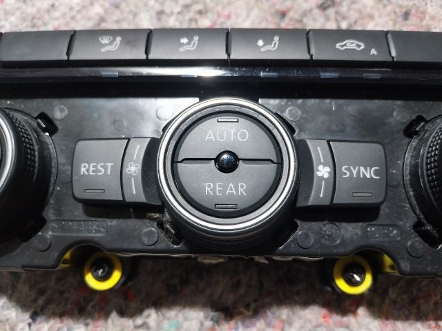 bontott VW TRANSPORTER Fűtéskapcsoló (digit klímás)