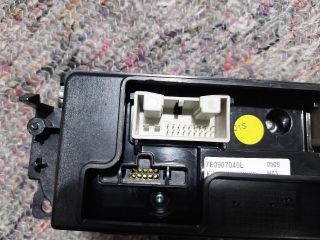 bontott VW TRANSPORTER Fűtéskapcsoló (digit klímás)