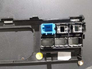 bontott VW TRANSPORTER Fűtéskapcsoló Keret